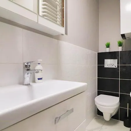 Milo I Wygodnie W Centrum